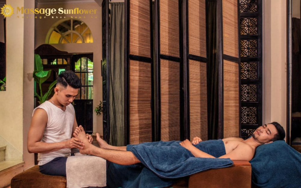 Nam Saigon Spa massage