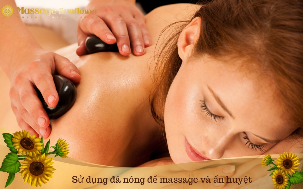 bước 4 sử dụng đá nóng để massage huyệt