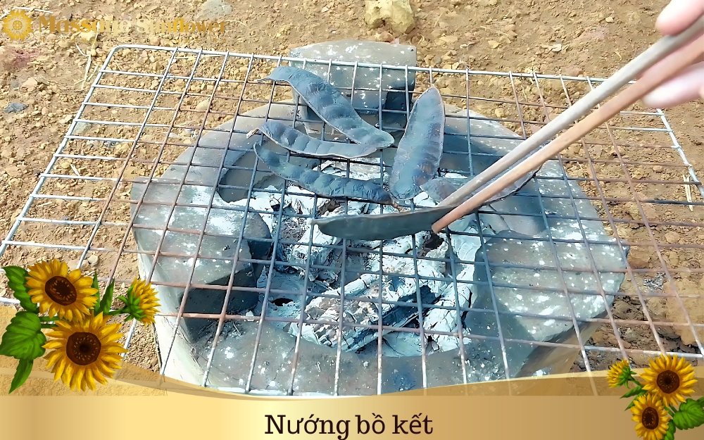 Nướng bồ kết lên cho thơm và chuyển sang màu đen