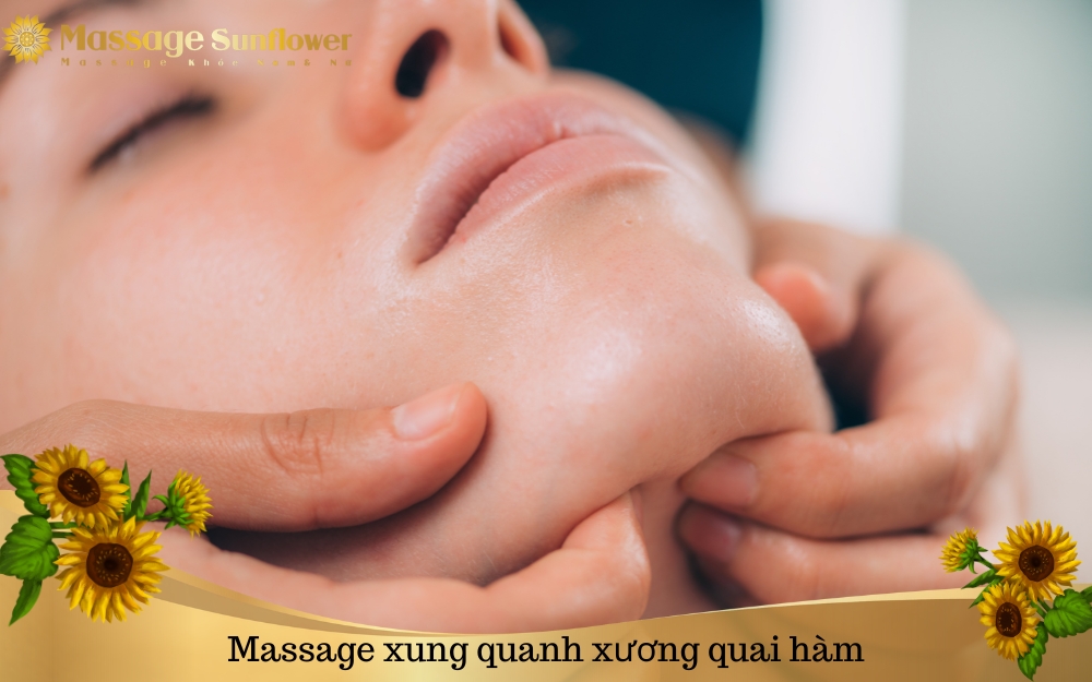 massage xuong quai ham giup luu thong khi huyet tot hon