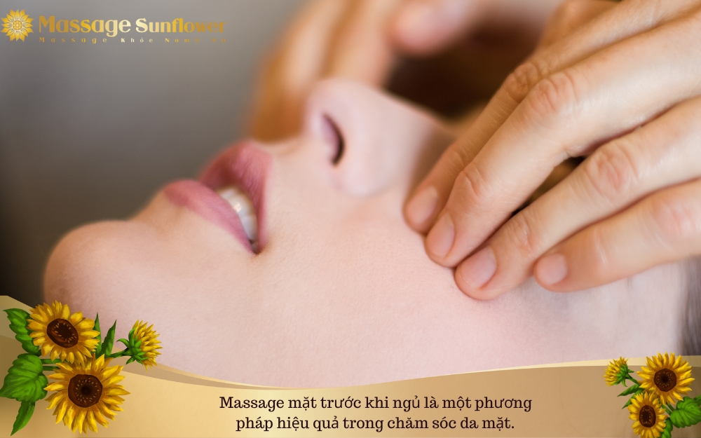 Tại sao nên massage mặt trước khi ngủ?