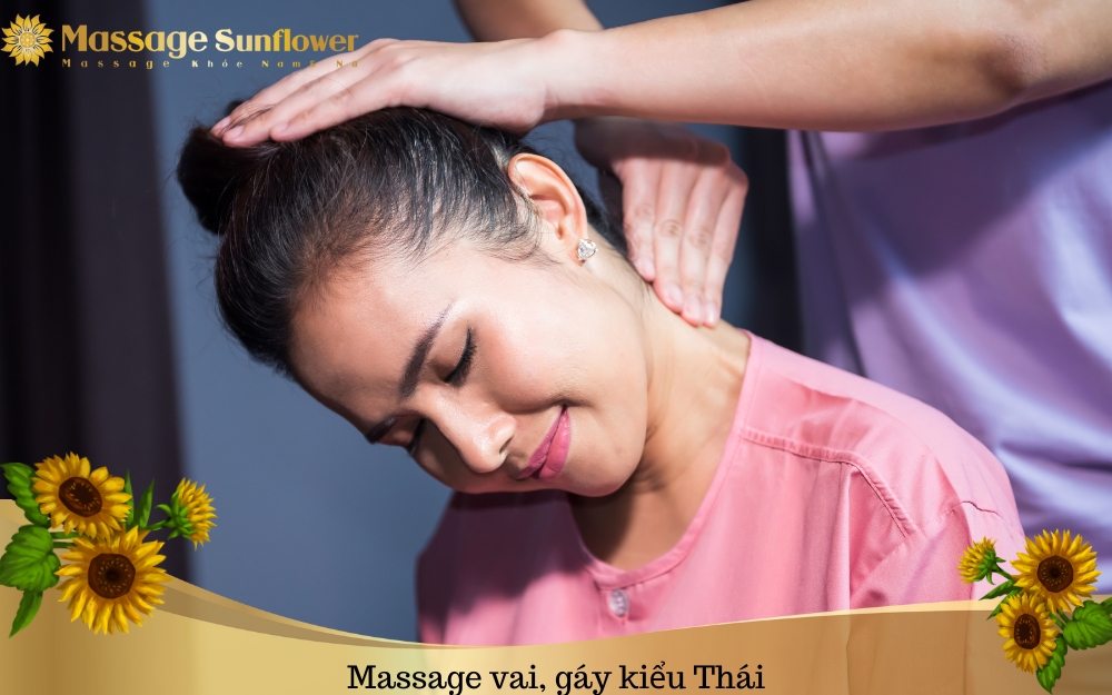 Mát xa vai, gáy kiểu Thái Lan