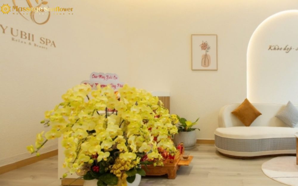 Massage & Spa – YUBII