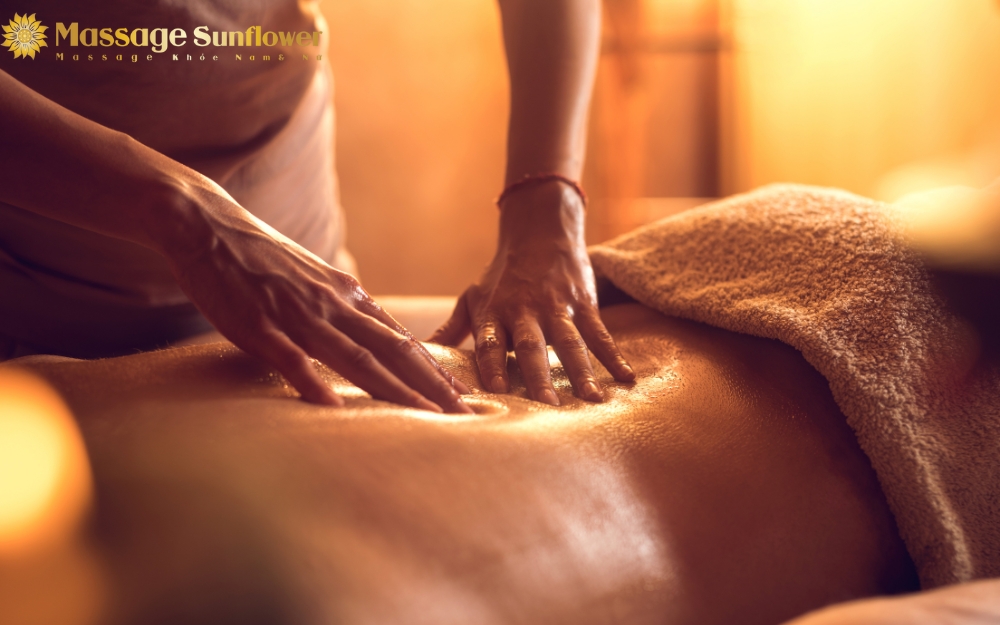 Kỹ thuật massage Thụy Điển Effleurage
